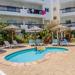 Artemis Cynthia Complex דירה פאפוס