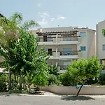 Artemis Cynthia Complex