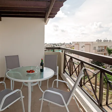 Artemis Cynthia Complex *