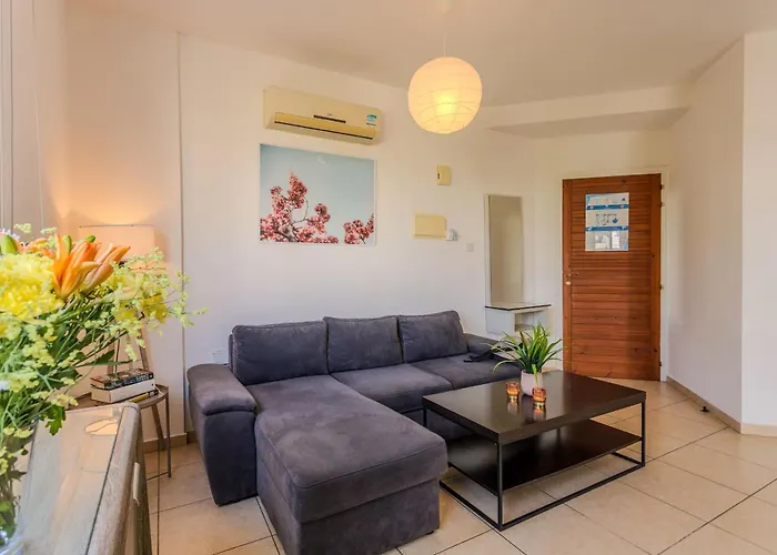 Artemis Cynthia Complex *