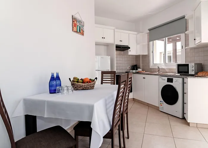 Artemis Cynthia Complex Apartamento *