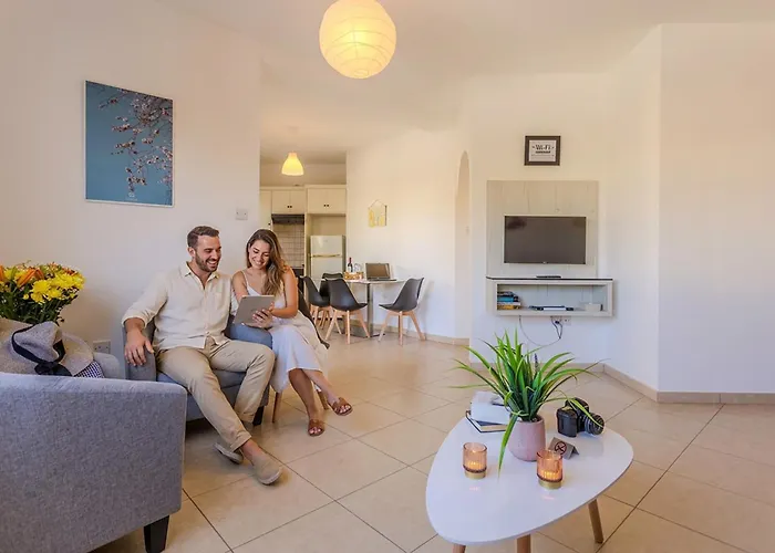 Artemis Cynthia Complex *