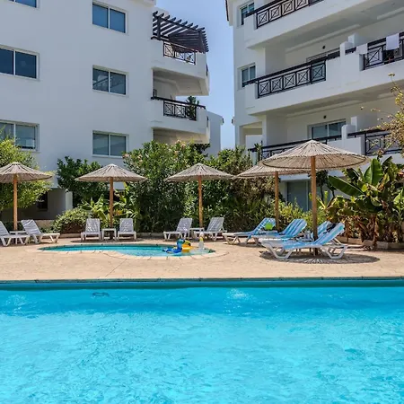 Apartamento Artemis Cynthia Complex Paphos