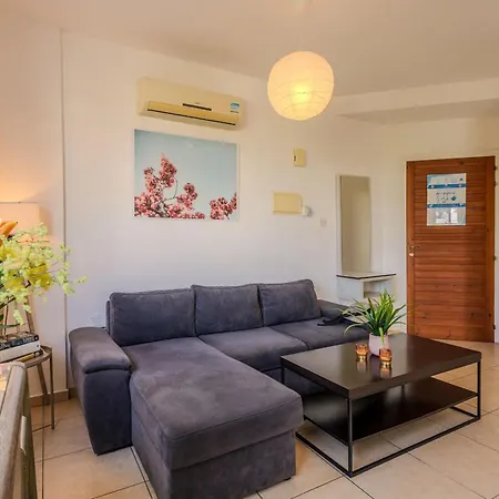 Artemis Cynthia Complex *