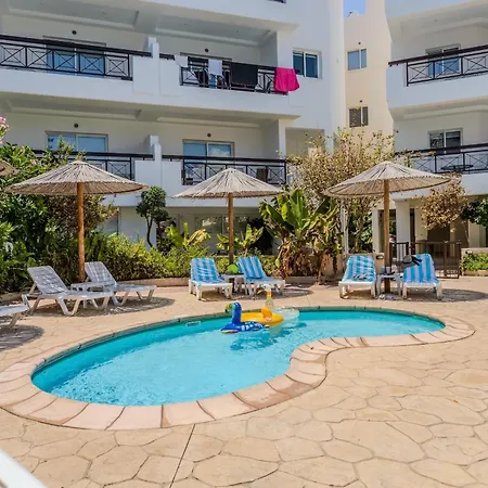 Artemis Cynthia Complex Apartment Paphos