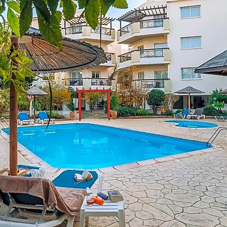 Апартаменты Artemis Cynthia Complex