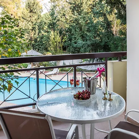 Artemis Cynthia Complex Apartment *