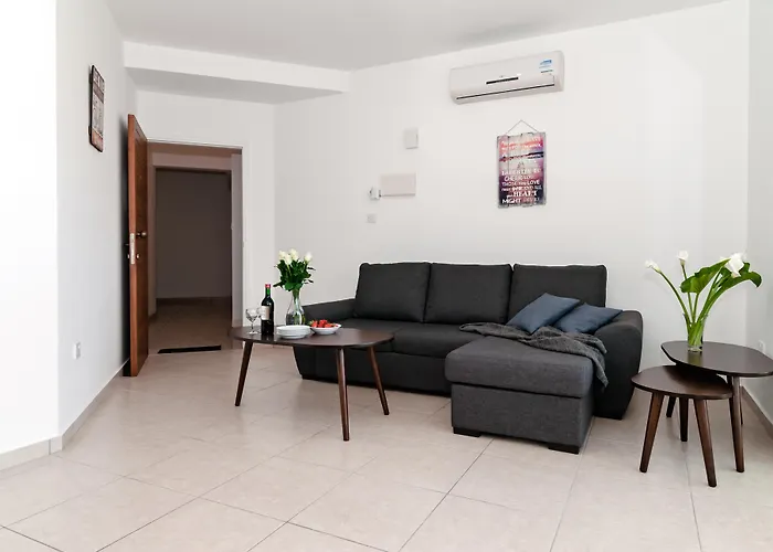 Artemis Cynthia Complex Διαμέρισμα Πάφος