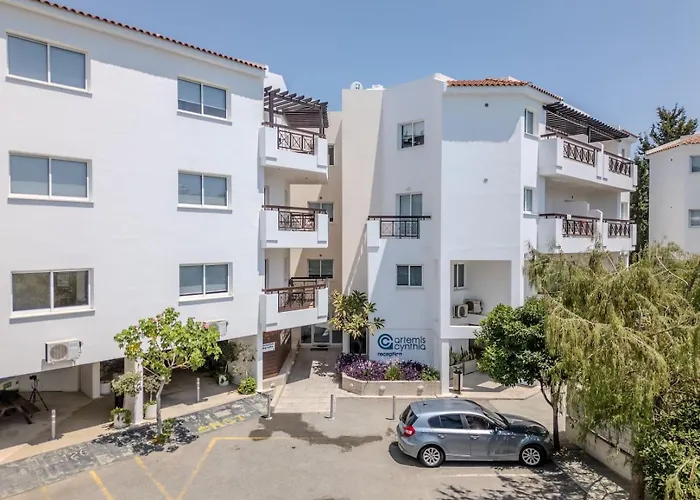 Artemis Cynthia Complex * Πάφος