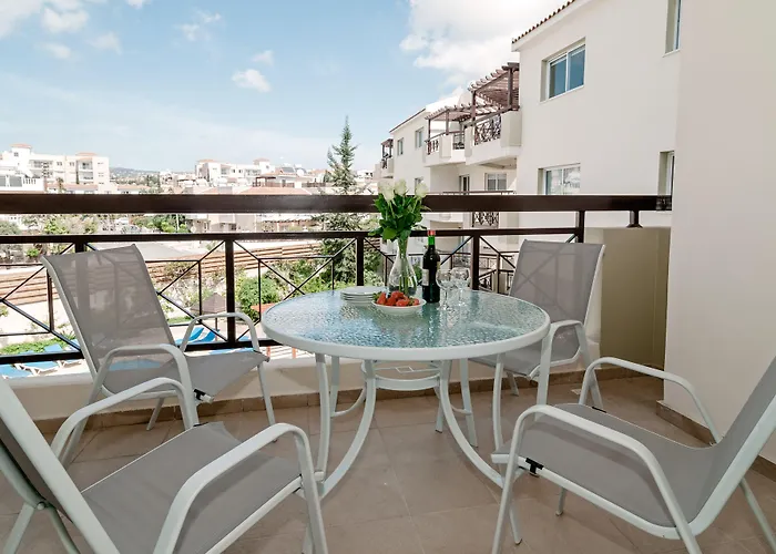 Artemis Cynthia Complex Appartement *