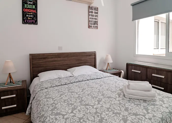 Artemis Cynthia Complex * Πάφος