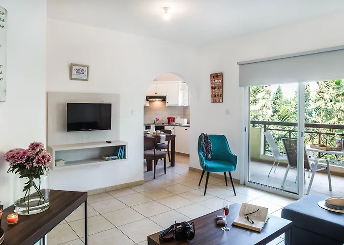 Artemis Cynthia Complex Apartamento *