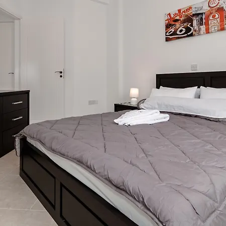 Artemis Cynthia Complex Daire Pafos