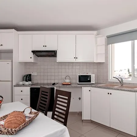 Artemis Cynthia Complex Daire