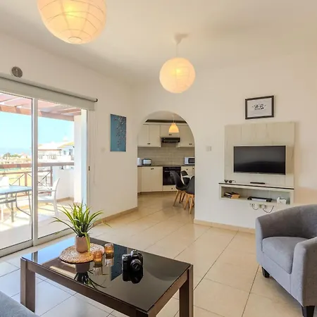 Artemis Cynthia Complex *