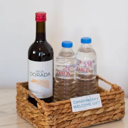 Artemis Cynthia Complex