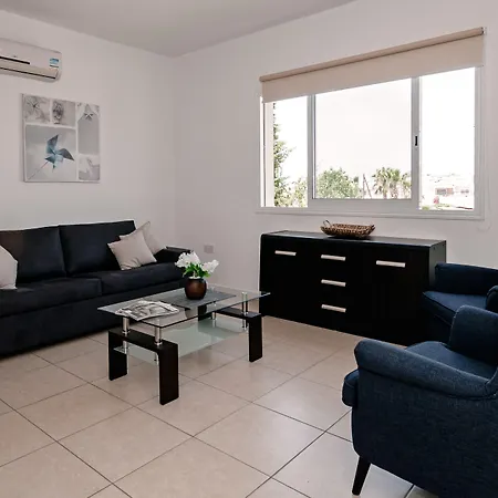 아파트 Artemis Cynthia Complex 파포스