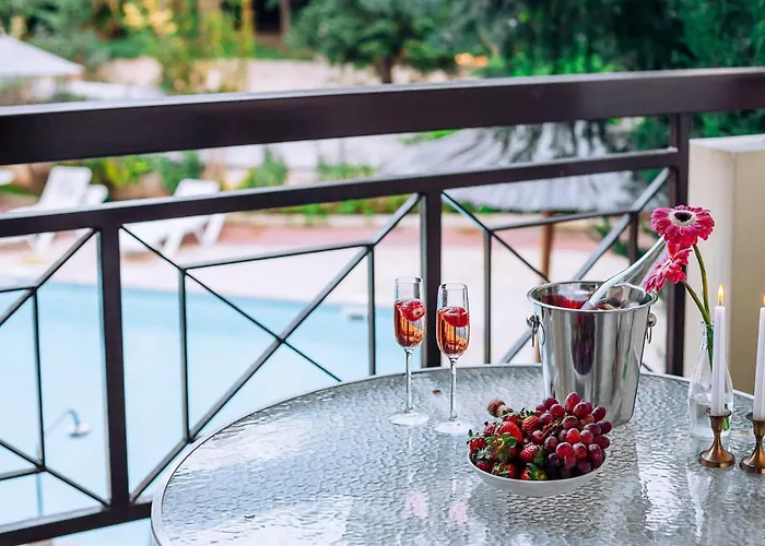 Artemis Cynthia Complex Appartement