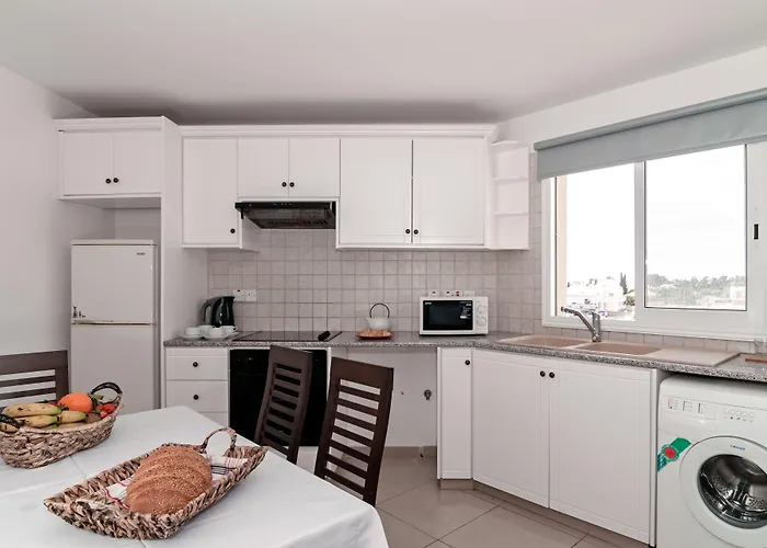 Artemis Cynthia Complex Appartement