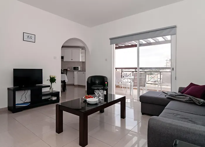 Artemis Cynthia Complex * Paphos